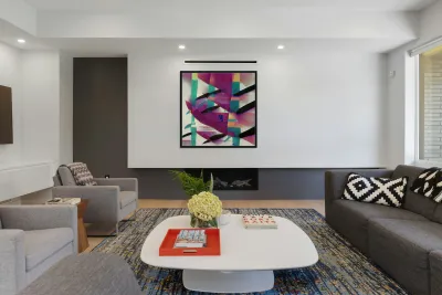 1367 8K Reproduction