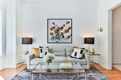 2495 8K Reproduction