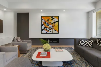 2737 8K Reproduction