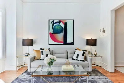 2729 8K Reproduction