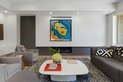 3036 8K Reproduction