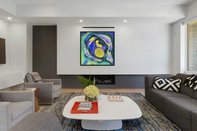 3320 8K Reproduction