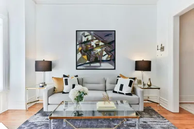 3739 8K Reproduction