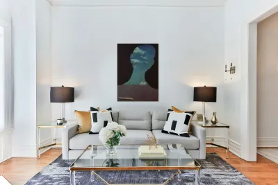 Salvador Dalí 23 Reproduction