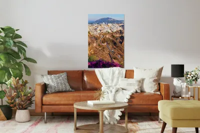 Picturesque Santorini cliffside town with winding path and vibra Reproduction