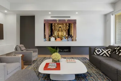 Buddha statue inside Chion in temple in Kyoto attracts many visi Reproduction