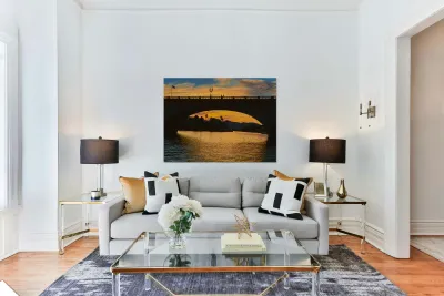 London Bridge - blue and orange sundown Reproduction