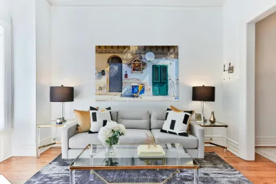 Exploring streets of Palermo Sicily in a sunny day Reproduction