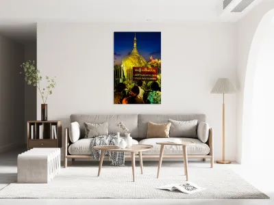 Visitors gather at Kyaiktiyo Pagoda Golden Rock in Myanmar at su Reproduction