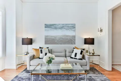 The Approach 72.48 Reproduction