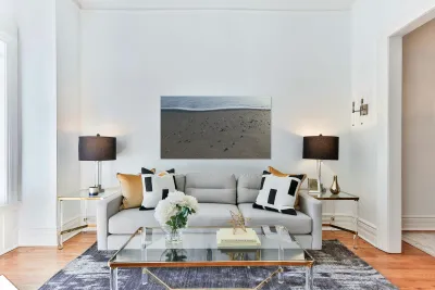 Foam Line with Shells 42.24 Reproduction