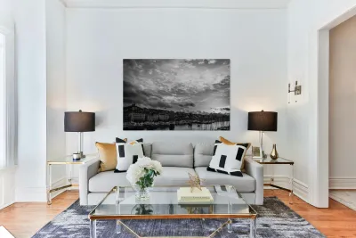 Coucher de soleil sur le Vieux-Port de Marseille Reproduction