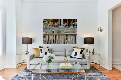 Flower Pots Reproduction