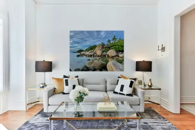 Koh Tao Coast Reproduction