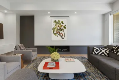 Bay Squirrel Chickaree Red Squirrel Sciurus Hudsonius  Reproduction