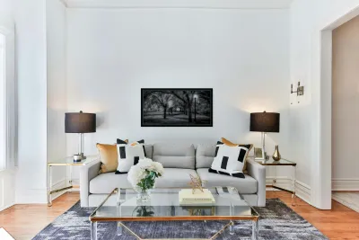 Curvy Dusk Walkway Reproduction