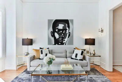 Silhouette of Strength Collection 1 - The Artful Mane 66 Reproduction