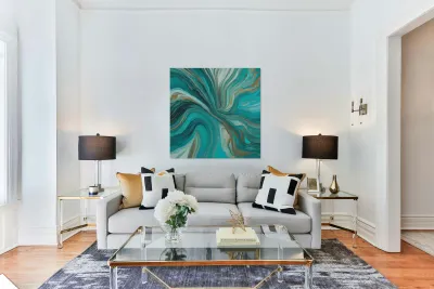 A Touch of Color: Celebrating Hue at The Artful Mane 7 Reproduction