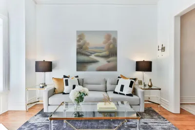 A Touch of Color 2: Celebrating Hue at The Artful Mane 33 Reproduction