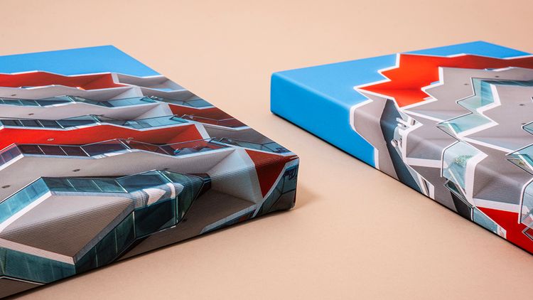 Choosing the Perfect Edge: A Guide to Canvas Print Wraps