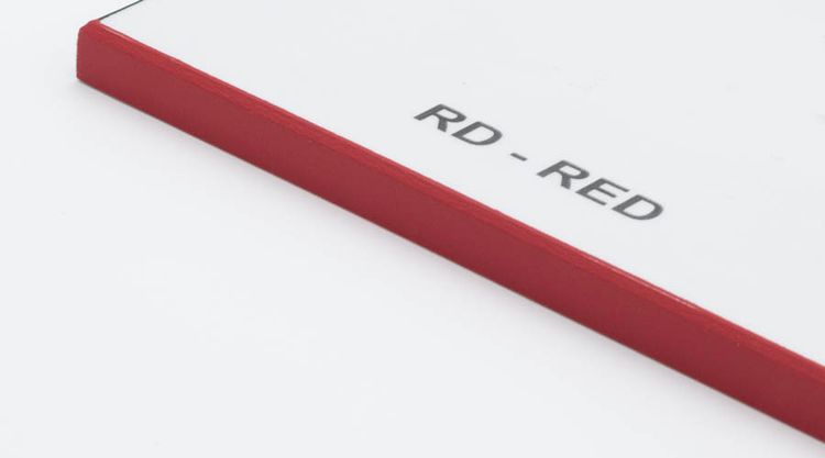 Couleur de la bordure: Red