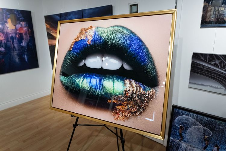 Acrylic Print with Gold Floating Moulding